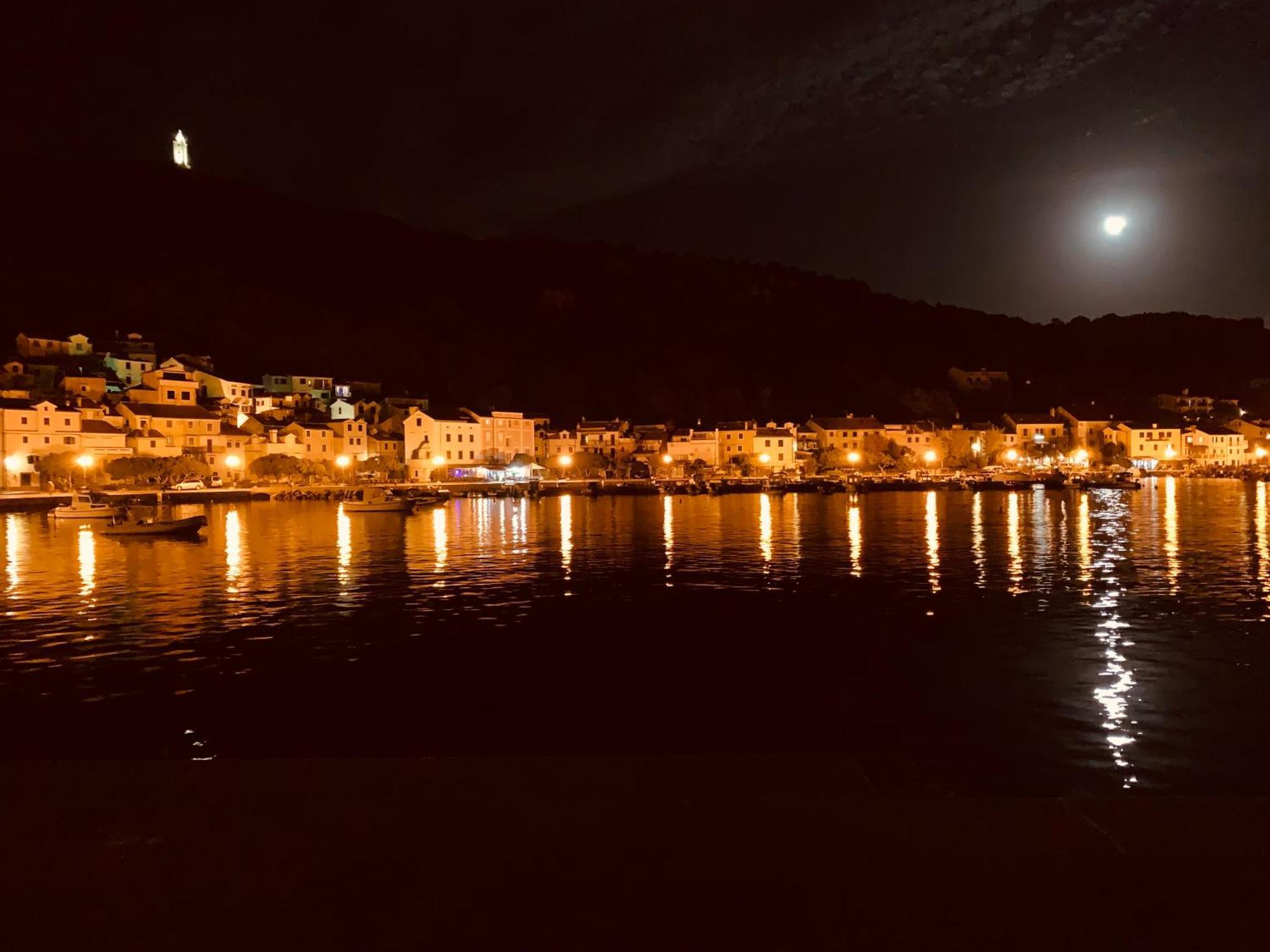Villa Perla Baska エクステリア 写真